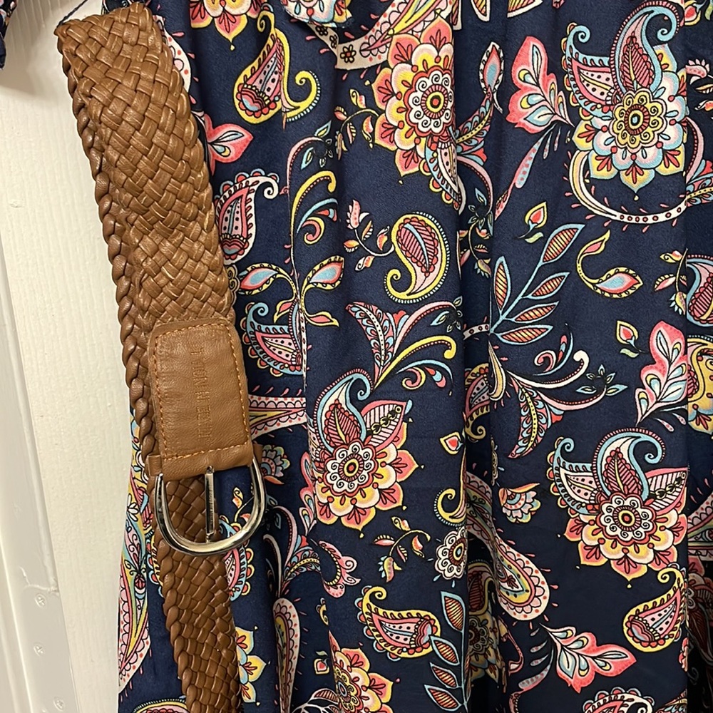 Dress - Picture 4 of 7